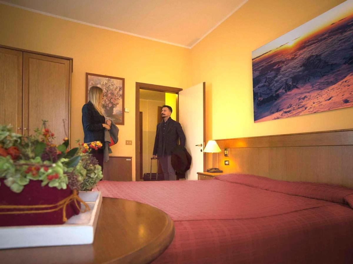 Hotel Clementi Salice Terme Ngoại thất bức ảnh